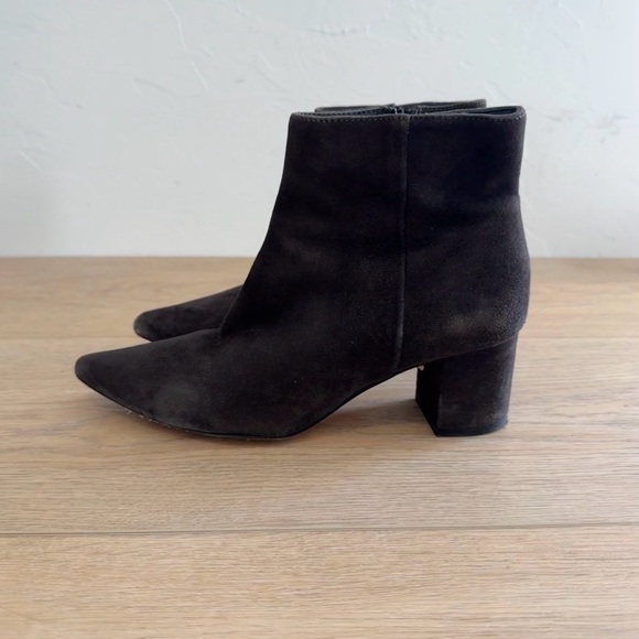 L'Agence Women Jeanne II Pointed Toe Graphite Suede Bootie Size 7 - Picture 3 of 6